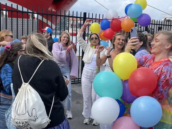 Publikum på Pride